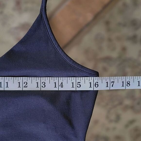 Vtg 90s MEXX black shirred v-neck camisole - Picture 10 of 12